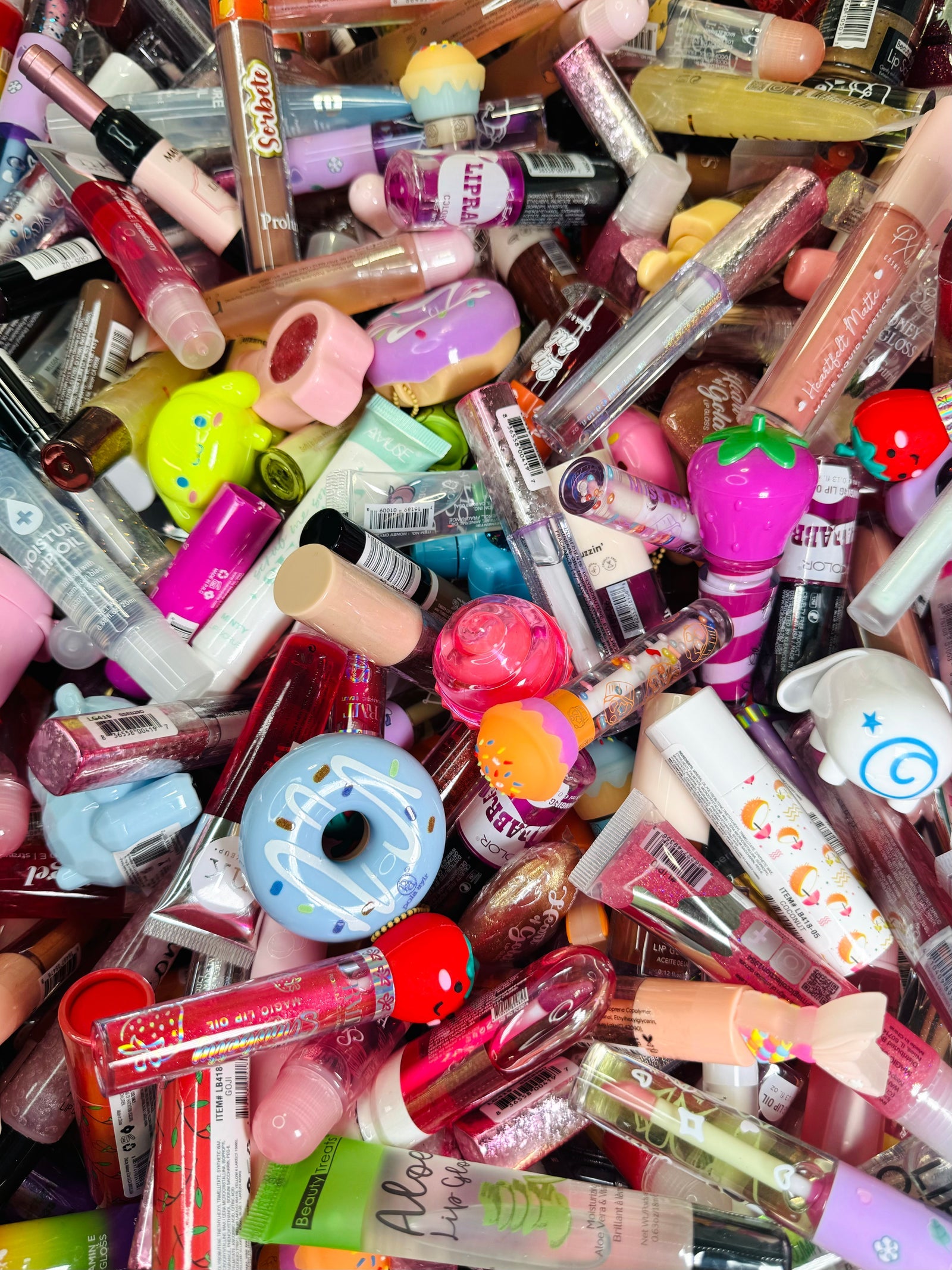 Close up of the gloss bin