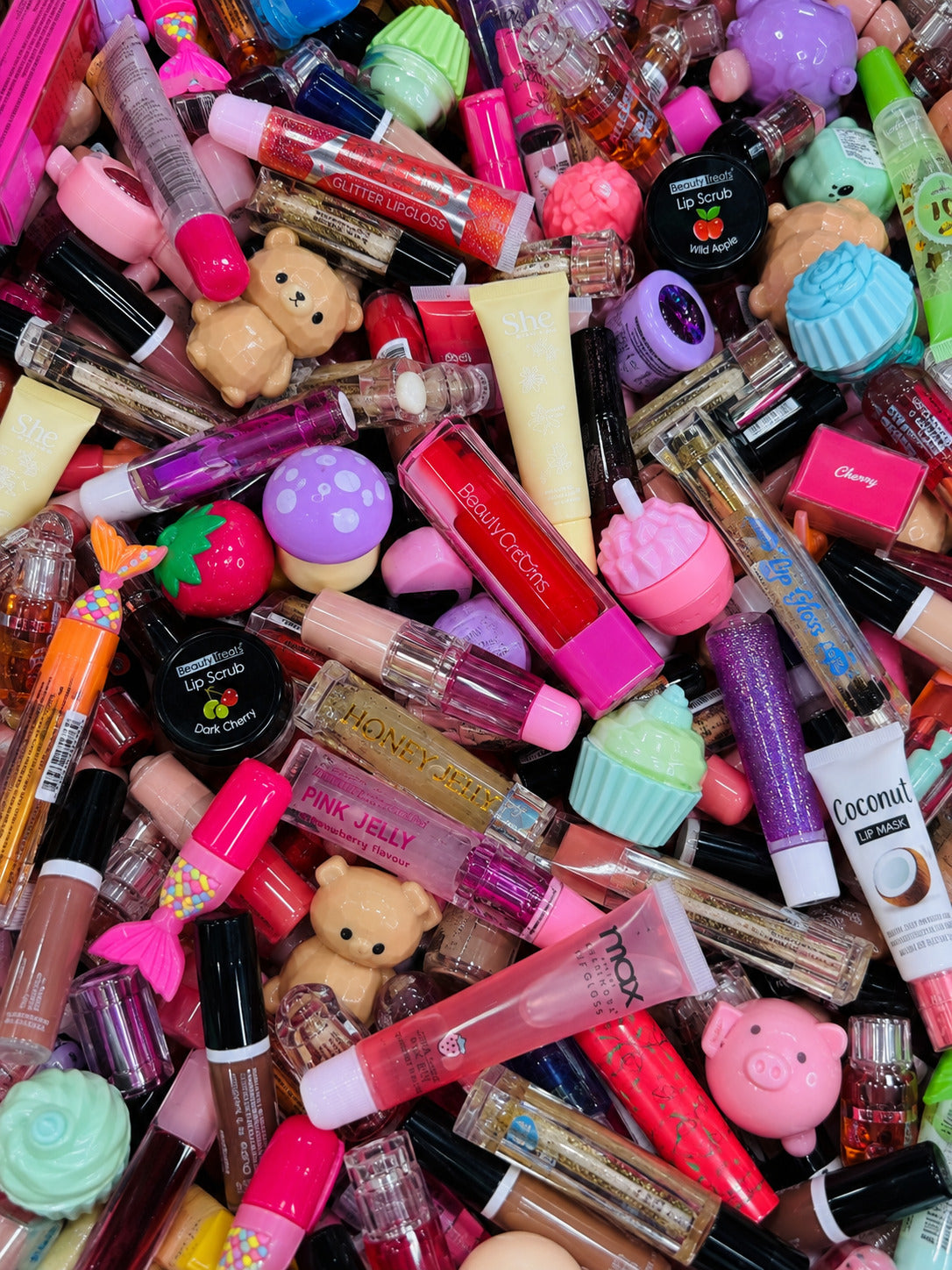 The gloss bin, view 3