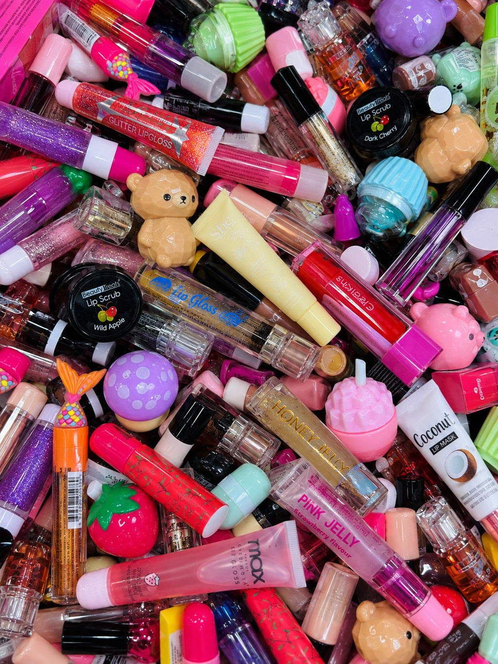 The gloss bin, view 5